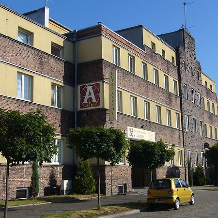 Hotel Arkadia ليجنيكا المظهر الخارجي الصورة