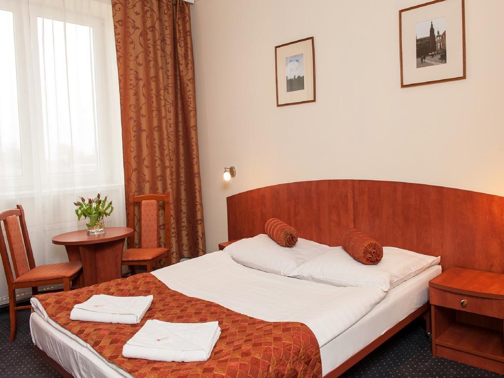 Hotel Arkadia ليجنيكا الغرفة الصورة