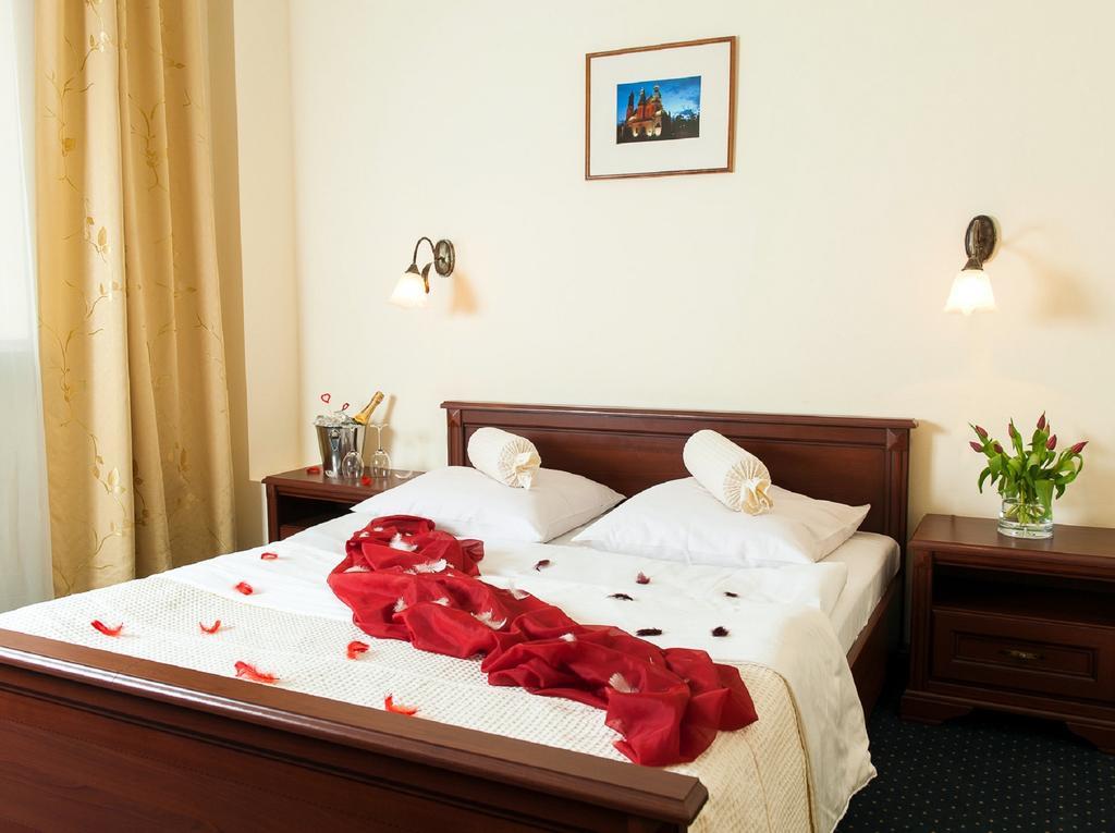 Hotel Arkadia ليجنيكا الغرفة الصورة