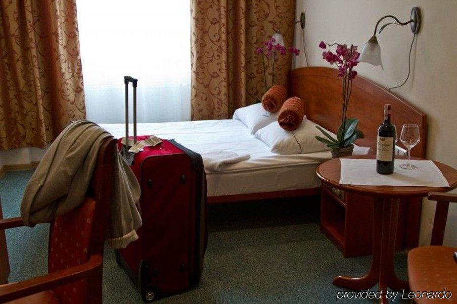 Hotel Arkadia ليجنيكا المظهر الخارجي الصورة